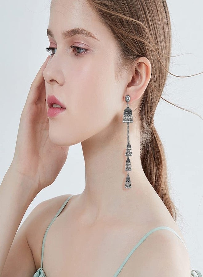 OIDIMS أقراط جومكا جومكي متدلية بشرابة بتصميم بوهيمي عتيق للنساء والفتيات، مصنوعة من الفضة المؤكسدة، أقراط طويلة متدلية بتصميم ثريا، مستوحاة من التراث العرقي والغجري، مزينة بخرز بوهيمي مستوحى من بوليوود، هدية مجوهرات هندية (فضية) - Image 2